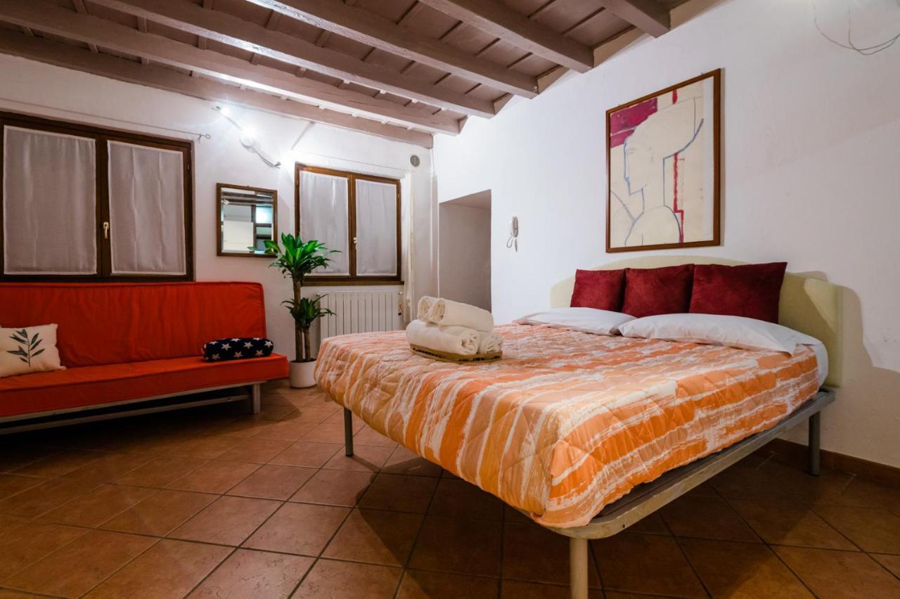 Old Town Square Appartement Bergamo Buitenkant foto