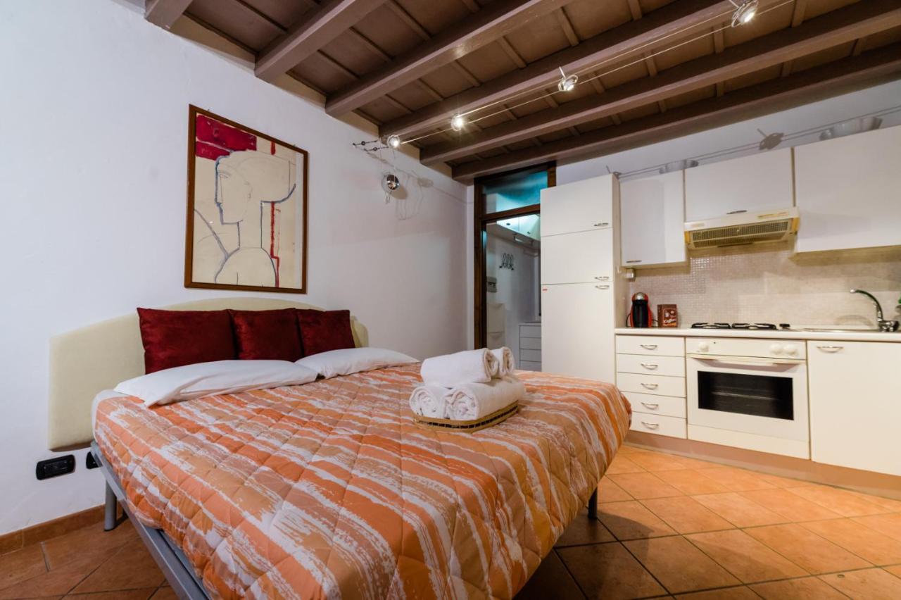 Old Town Square Appartement Bergamo Buitenkant foto